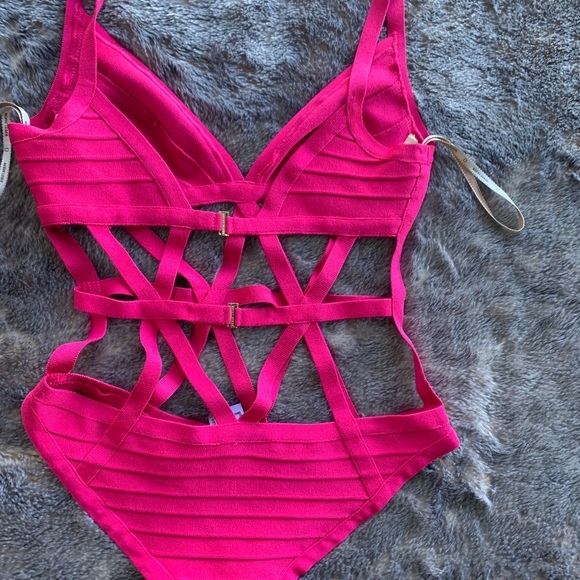 Herve Leger Swimsuit - Picture 2 of 3